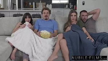 تشغيل فيلم مخيف ليلة مع أريا فالنسيا و كينزي الحب يتحول إلى مشبع بالبخار جنس جلسة - S44:e11