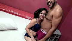 Oynat Petite Brezilyalı MILF Dany Rio onu sıkı kıçını sert fucked alır