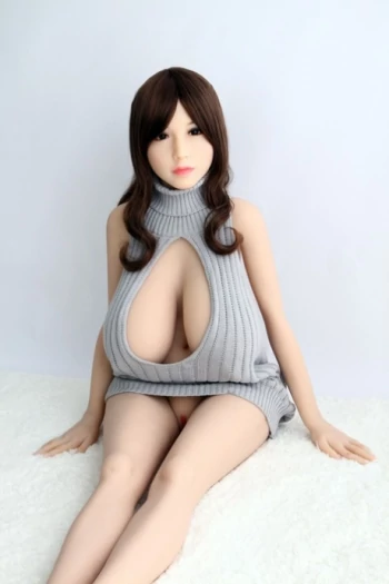 Porno Yıldızı Lyly Doll