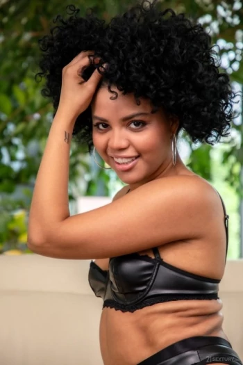 Bintang porno Selva La Piedra