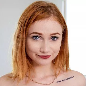 Gwiazda porno Scarlet Skies
