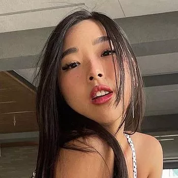 Porno Yıldızı Elle Lee
