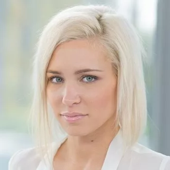 ポルノスター Kacey Jordan