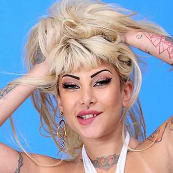 Porno Yıldızı Kitana Montana