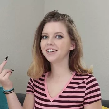 अभिनेता Willow Winters